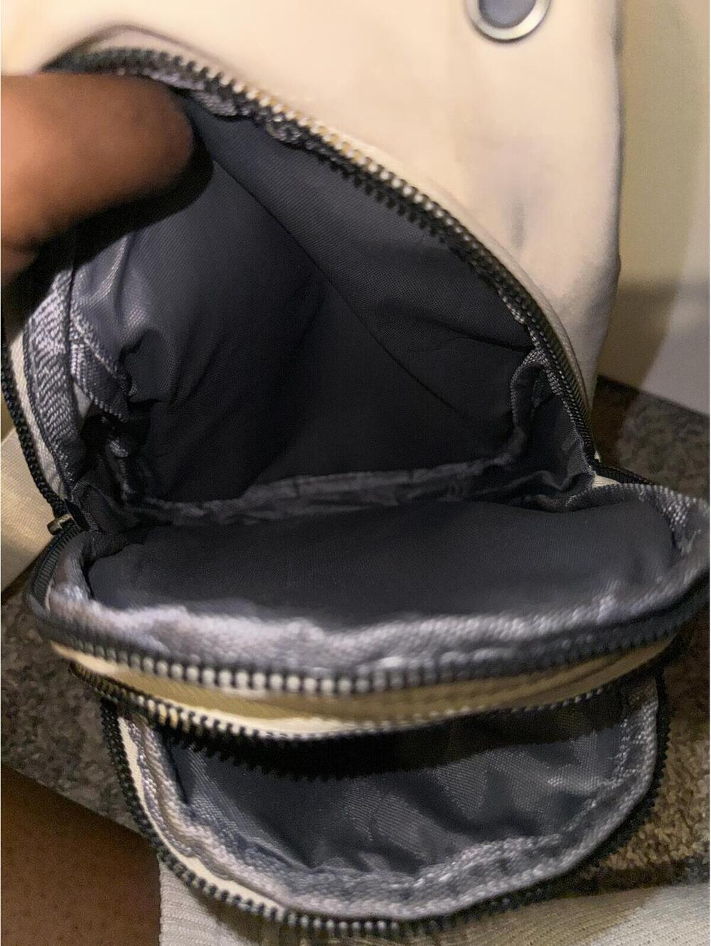 Women’s Crossbody Bag - Picture 3 of 4